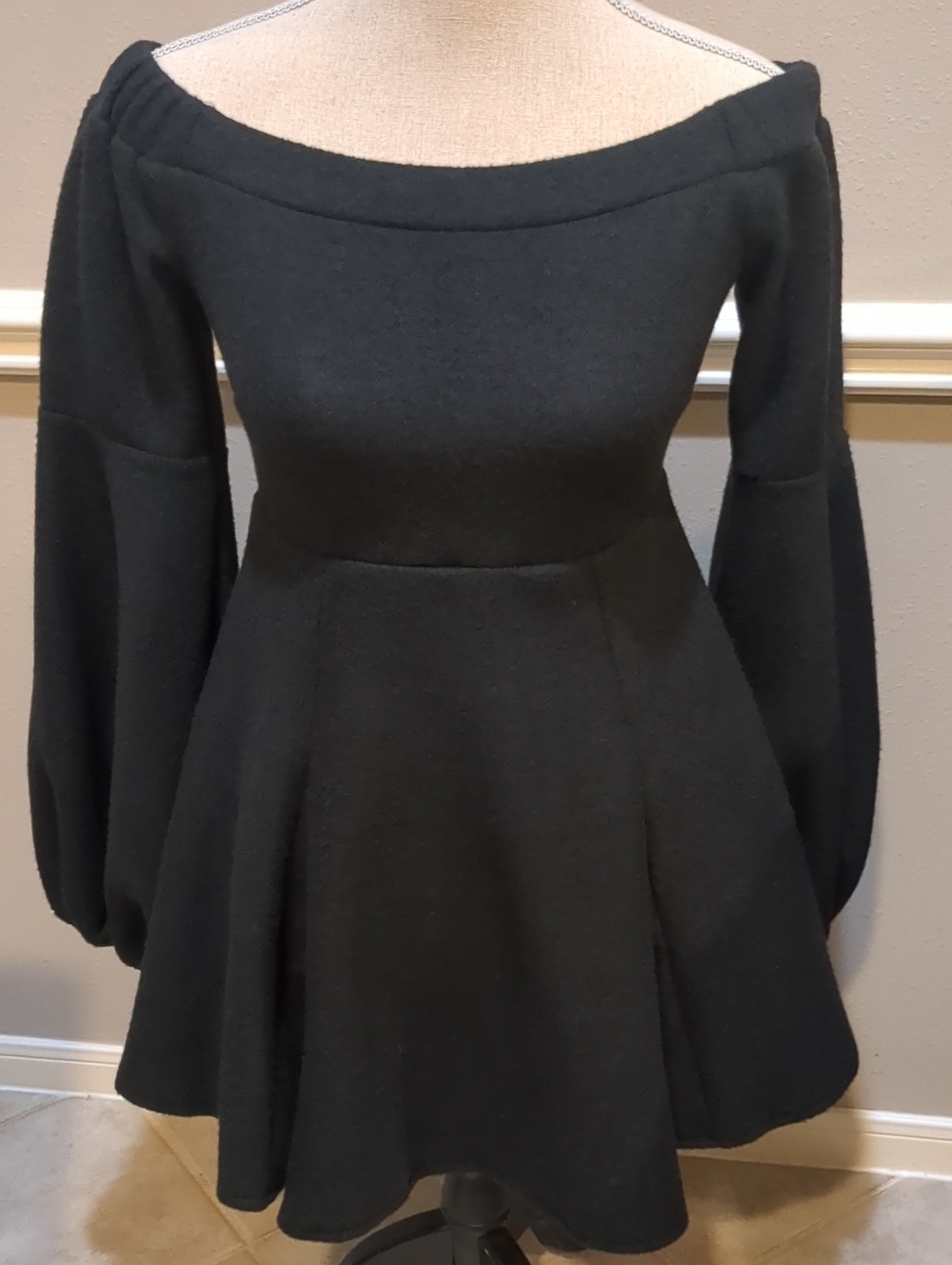 Black Petal Roz Off-Shoulder Long-Sleeve Dress